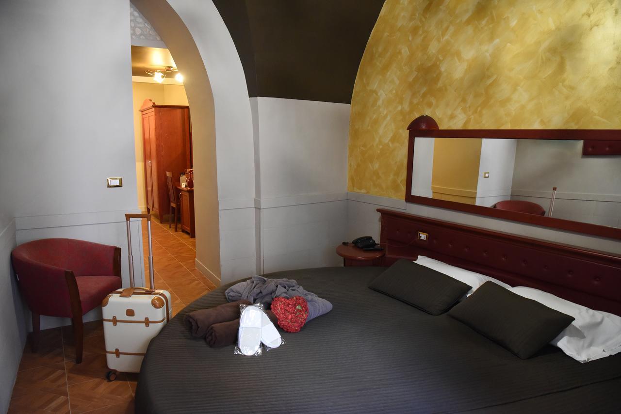 Hotel Federico II Lucera Esterno foto